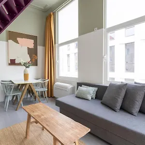 Shway - The Black Pants Appartement Antwerpen